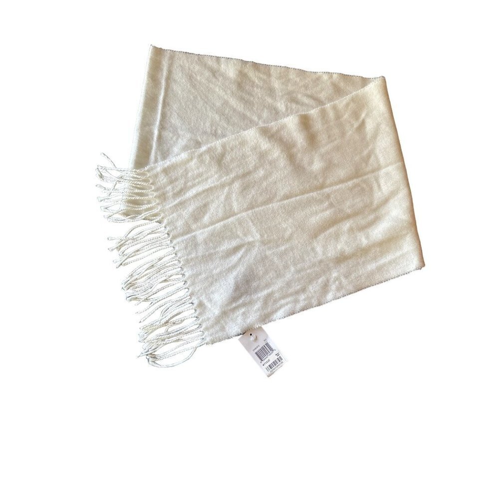 NWT Cejon White Muffler Scarf One Size Fringe Trim